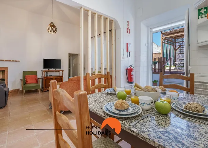 #236 Spacious Quiet Location Дом отдыха Феррейраш