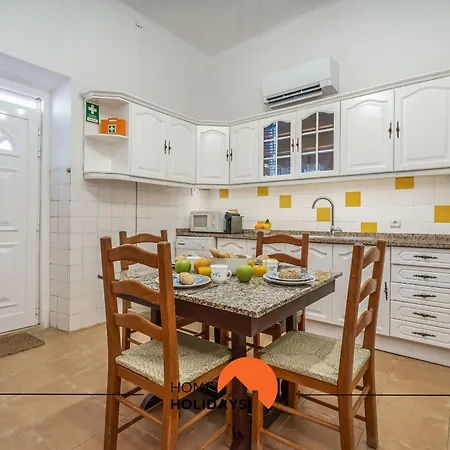 #236 Texugueiras 148 By Holidays Semesterbostad *